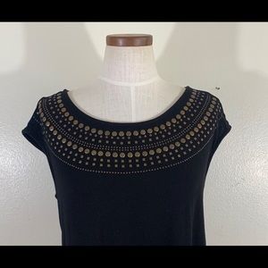 Black top with design